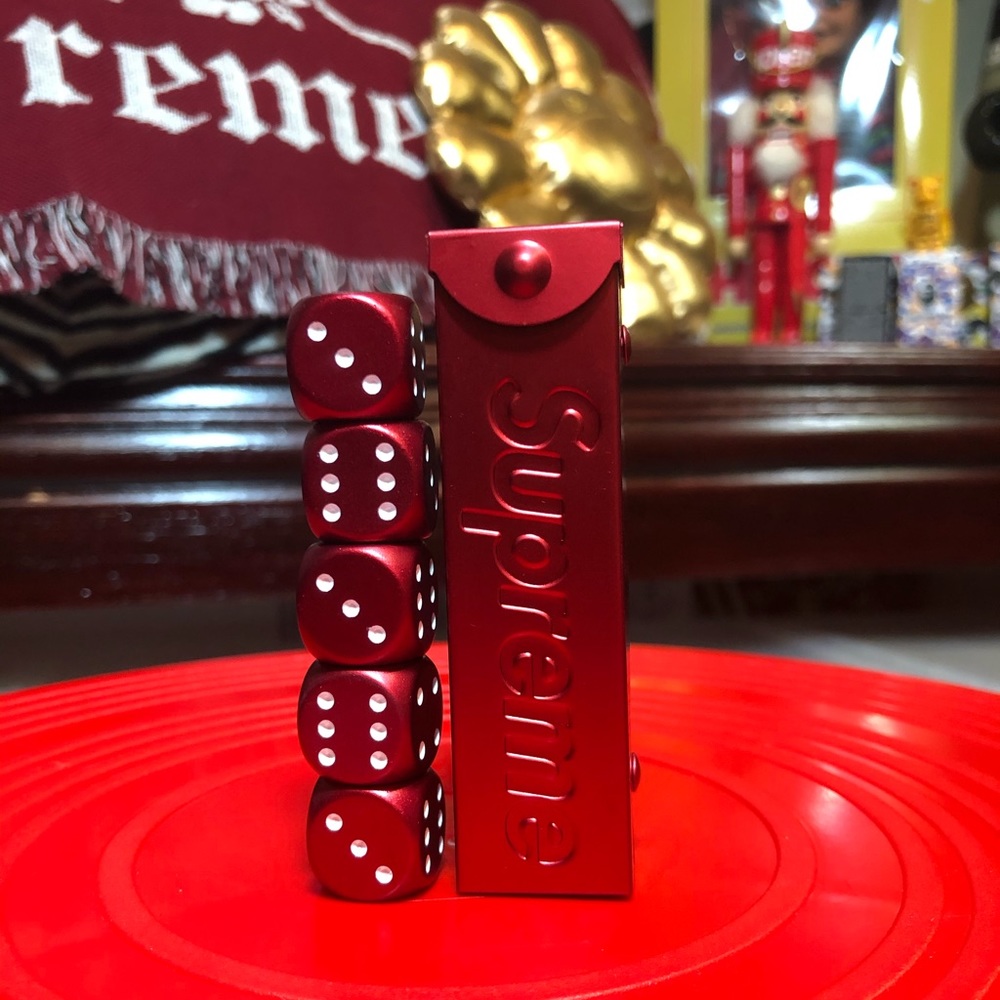 Supreme Aluminum Dice Set 2021